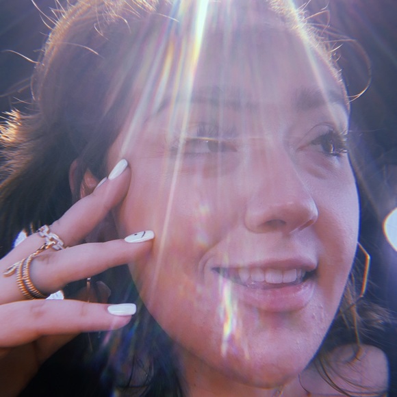 Meet your Posher, Cj - Picture 2 of 3